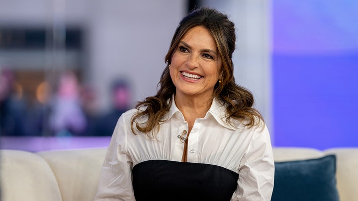 'Law & Order: SVU' star Mariska Hargitay explains why crime shows are 'actually calming'