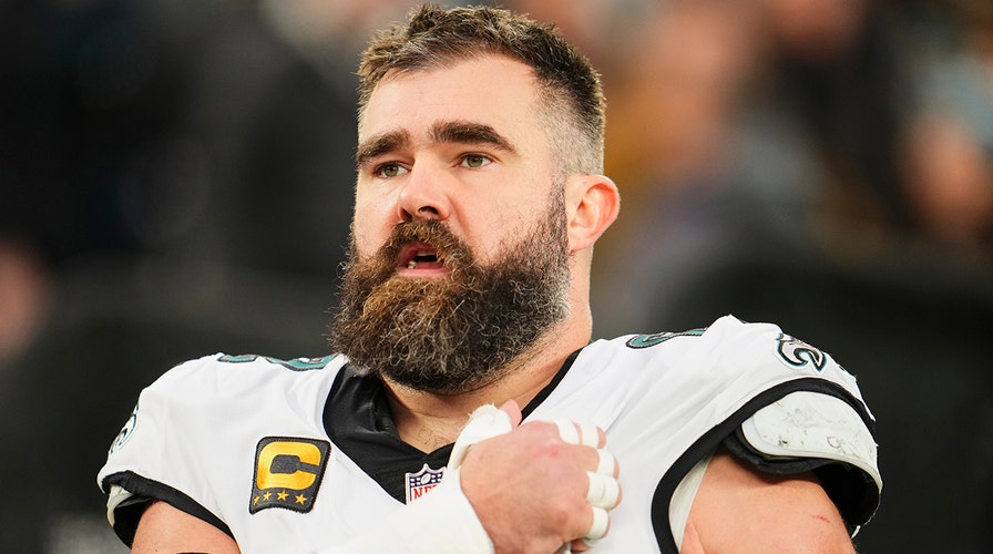 Jason Kelce reveals 3 words he yells during Eagles' 'tush push' 