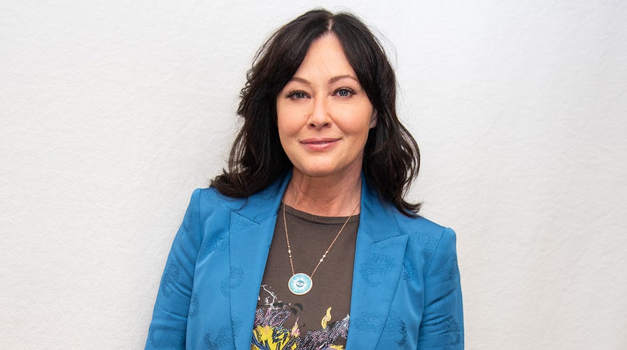 Shannen Doherty says she has stage 4 breast cancer