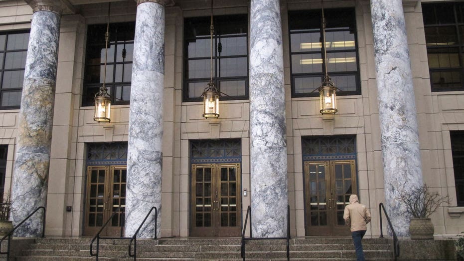 Alaska opens 2024 session with debate about pay raises, education, and energy