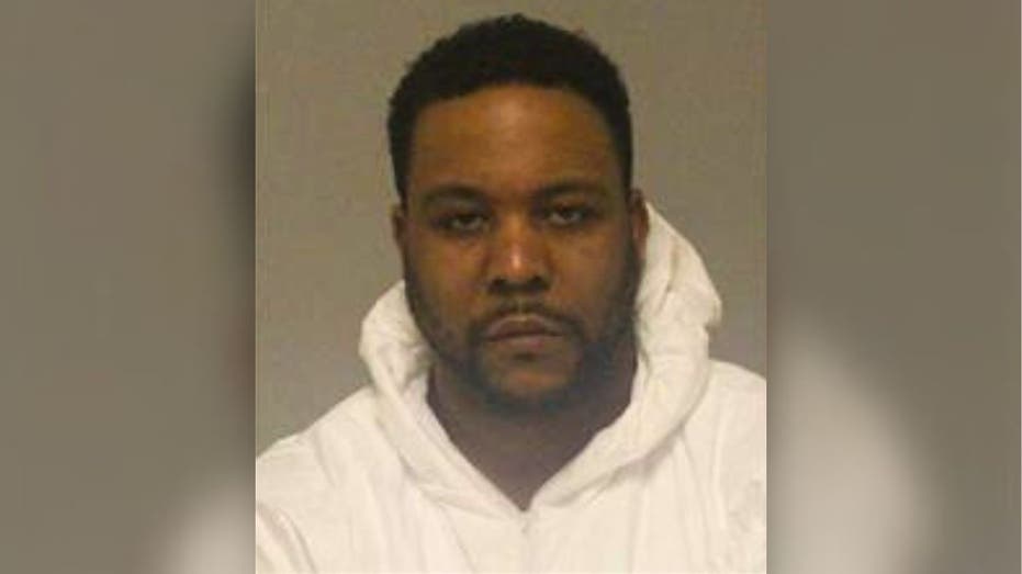 Former ICE detainee dressed as delivery driver kills 3 inside home with kids present: police