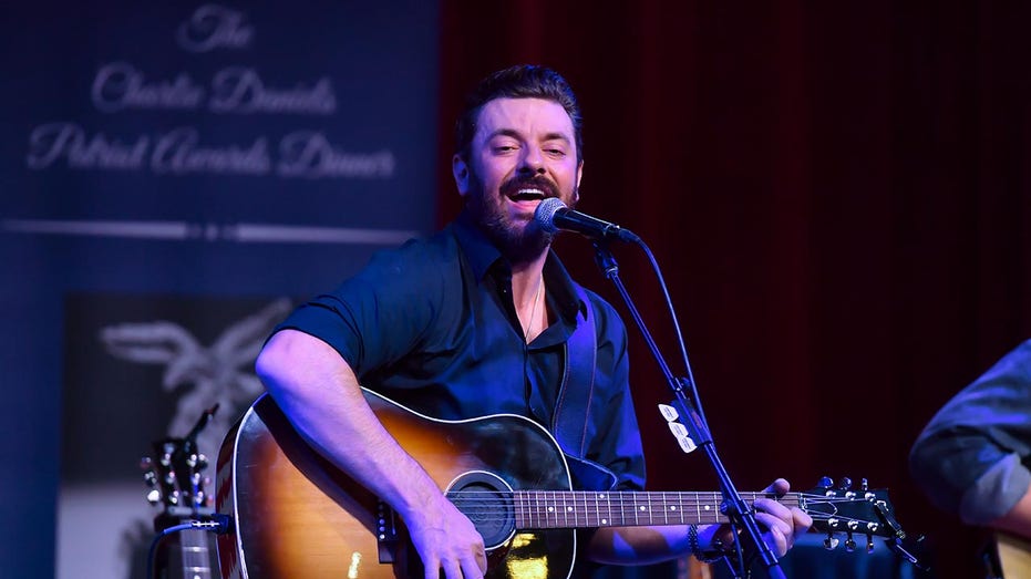 Country star Chris Young addresses 'false accusations' following arrest at Nashville bar