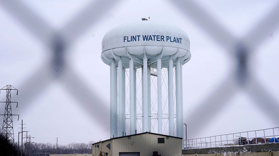 Michigan program launches to provide financial support to pregnant women and families in Flint