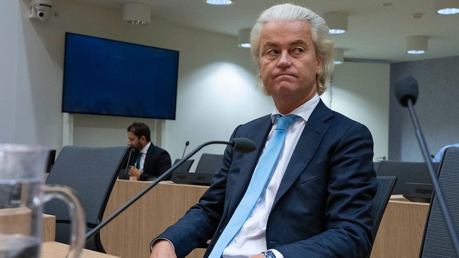 Dutch lawmaker Geert Wilders withdraws controversial proposed ban on mosques and the Quran