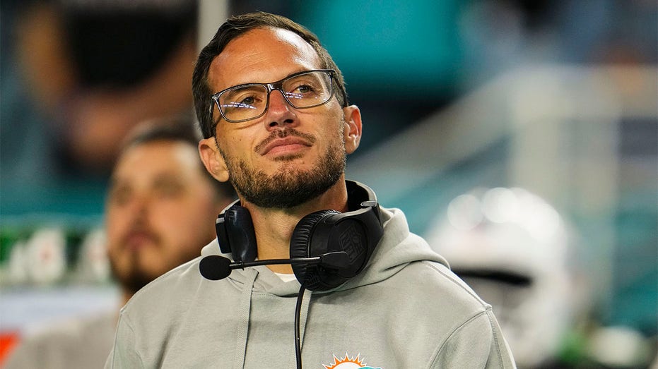 5-year Dolphins rebuild that was supposed to deliver championships hasn't brought playoff wins
