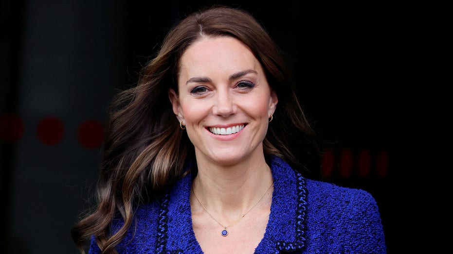 Kate Middleton recovering from surgery, 'responding to emails,' expert  claims | Fox News