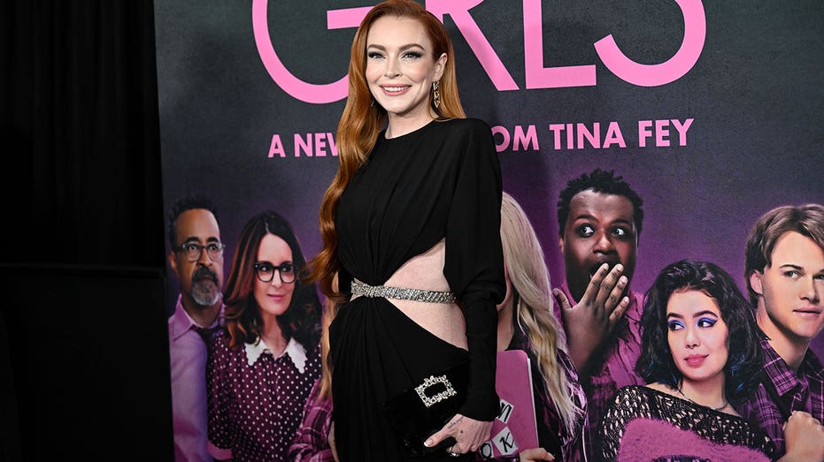 Lindsay Lohan joins 'Mean Girls' cast at musical film's premiere in New York