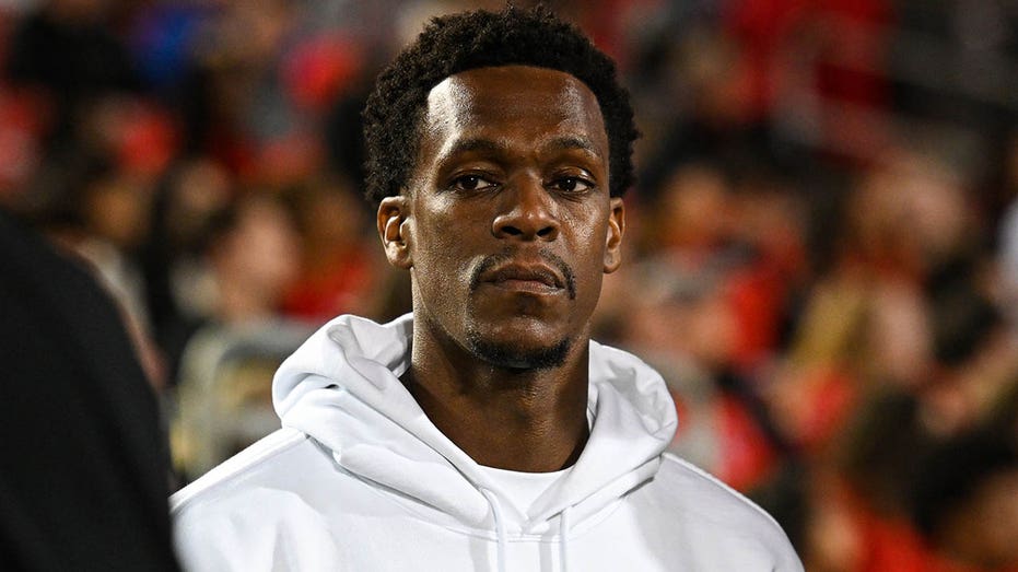 NBA champ Rajon Rondo arrested in Indiana on drug, gun charges