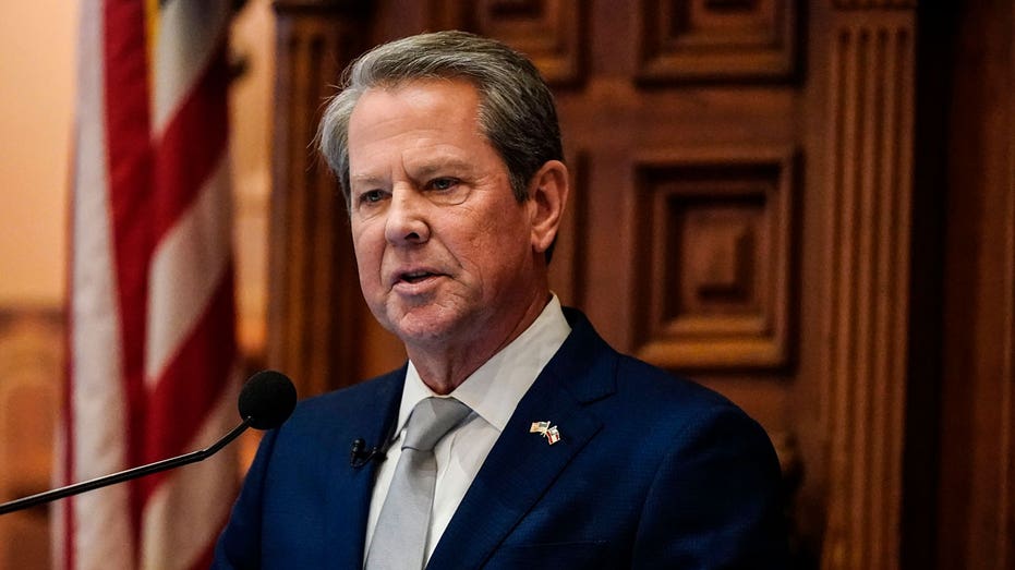 Gov. Kemp touts Georgia victories, fires shots at Washington DC