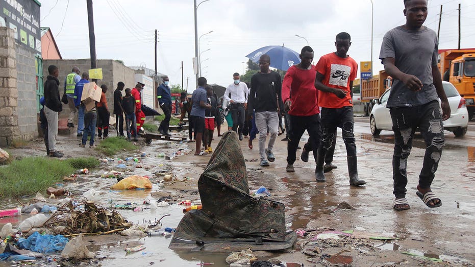 Worst cholera outbreak in 2 decades sweeps through Zambia, killing more than 400