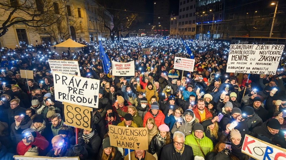 Slovaks turn out in droves to protest Fico government’s penal code overhaul