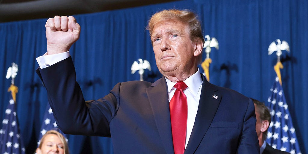 Democrats weigh Trump GOP primary victory in South Carolina: 'He's in a weak position' - Vimarsana News