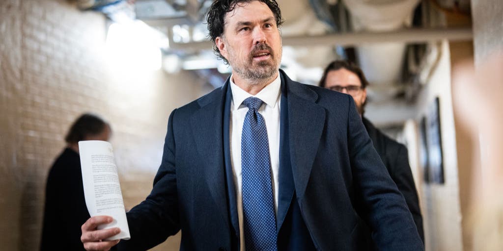 Former SEAL still fighting to defend country in Congress, this time on border security - Vimarsana News