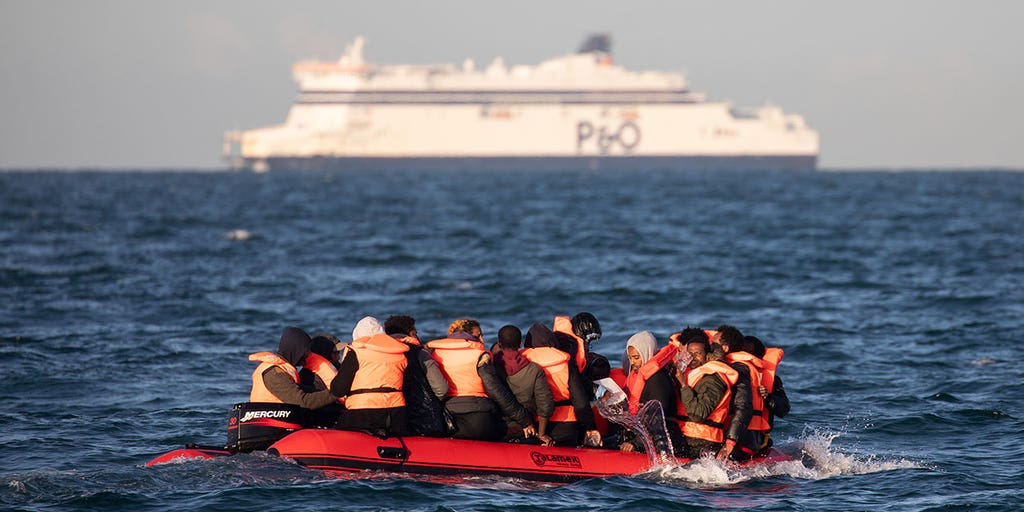 Top UK politician says voters, including in US, are demanding 'robust action' on migration crisis - Vimarsana News
