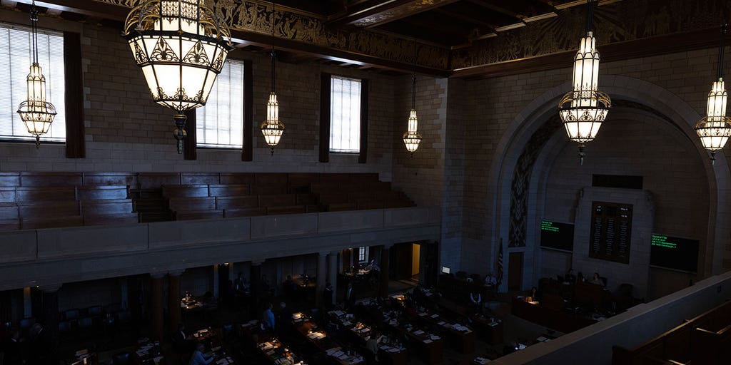 Nebraska lawmaker behind school choice law targets process that could repeal it - Vimarsana News