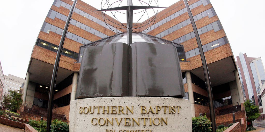 Southern Baptists shun church with female pastor, two others for defying sex abuse policy - Vimarsana News