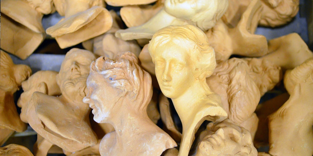 Massachusetts officer hit with ceramic statue during wellness check - Vimarsana News