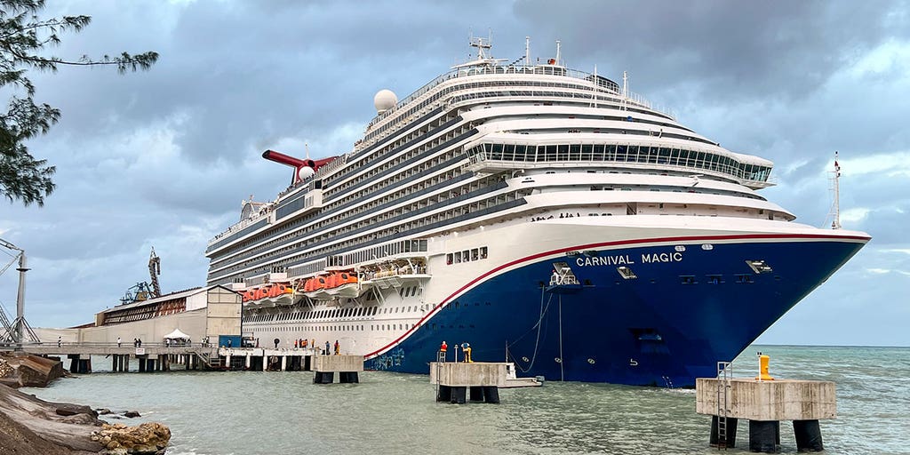 Carnival cruise ship hosting music festival at sea hits Jamaica pier, leaving passengers stuck on land - Vimarsana News