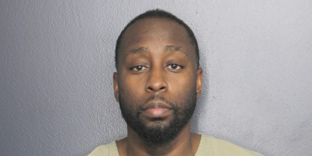 Former Florida medical examiner investigator accused of swiping debit cards from death scenes - Vimarsana News