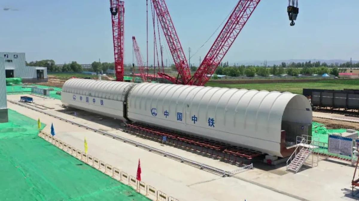 CHINA 4 Missile Train 