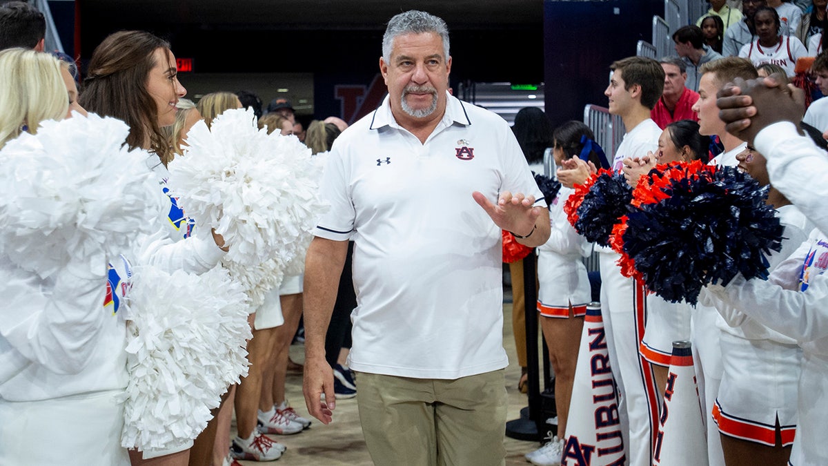 Bruce Pearl vs LSU