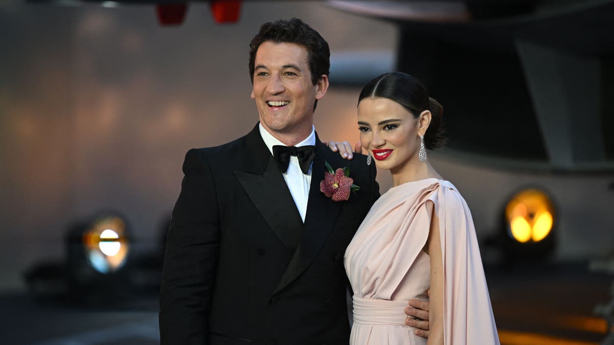 Miles Teller and his wife Keleigh Sperry in 2022