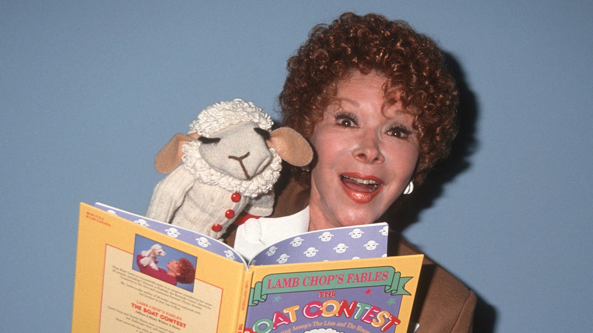 shari lewis and lamb chop reading a book