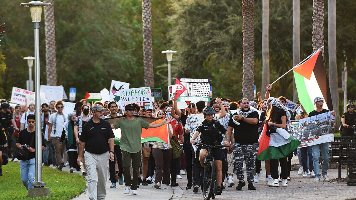 Florida students protest for Palestine