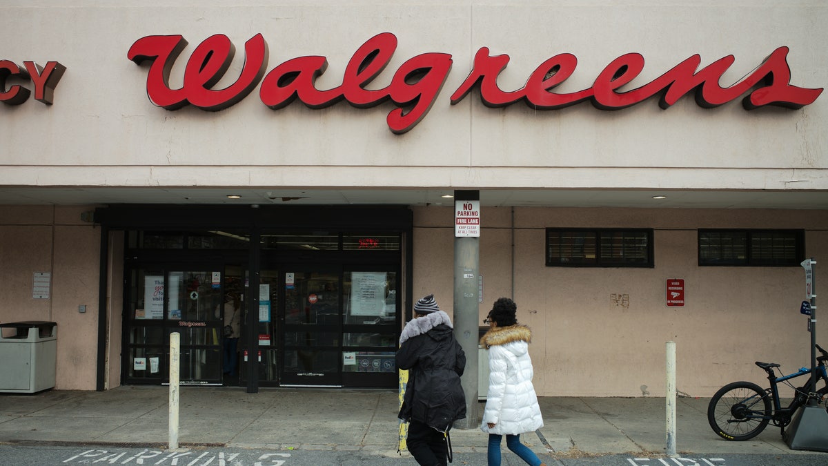 Roxbury Walgreens closing