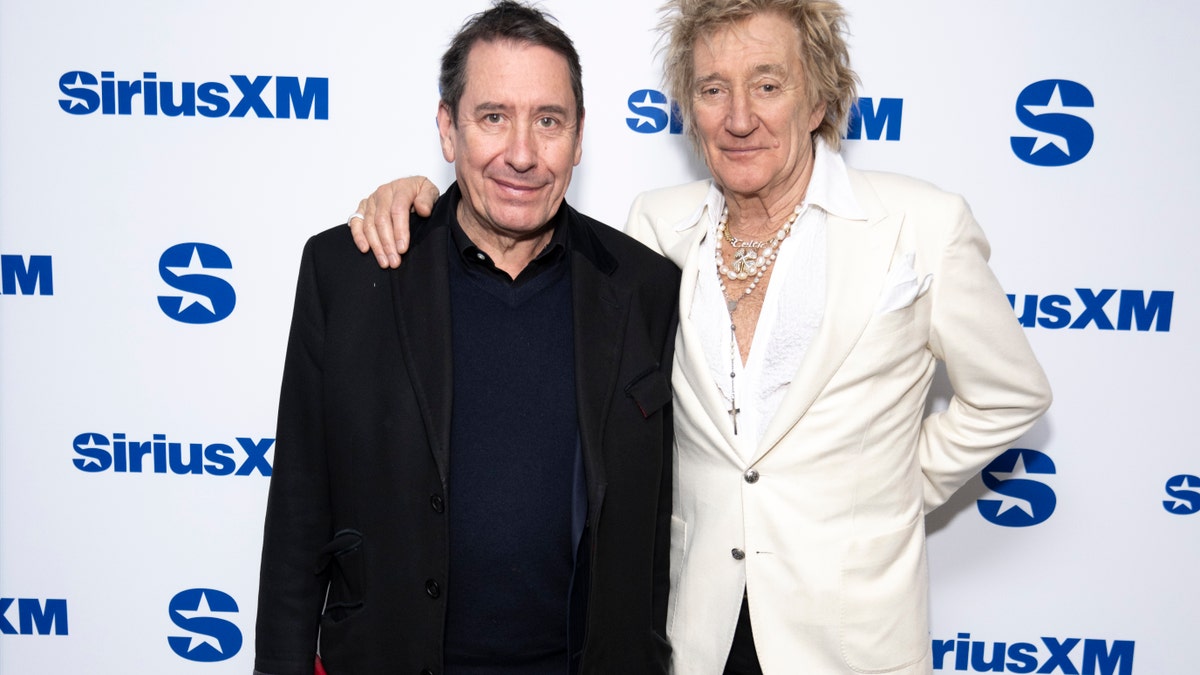 rod stewart with jools holland