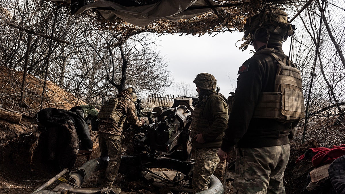 Ukraine soldiers on battlefield