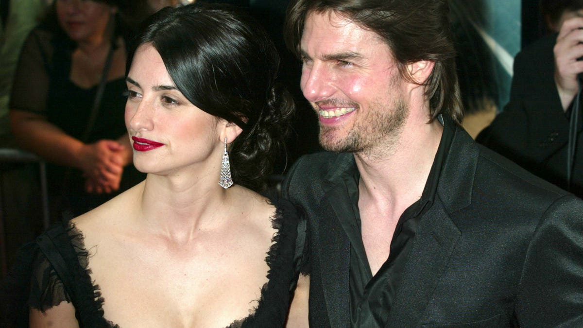 Penelope Cruz and Tom Cruise