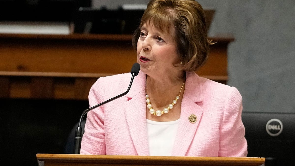 Linda Rogers speaks