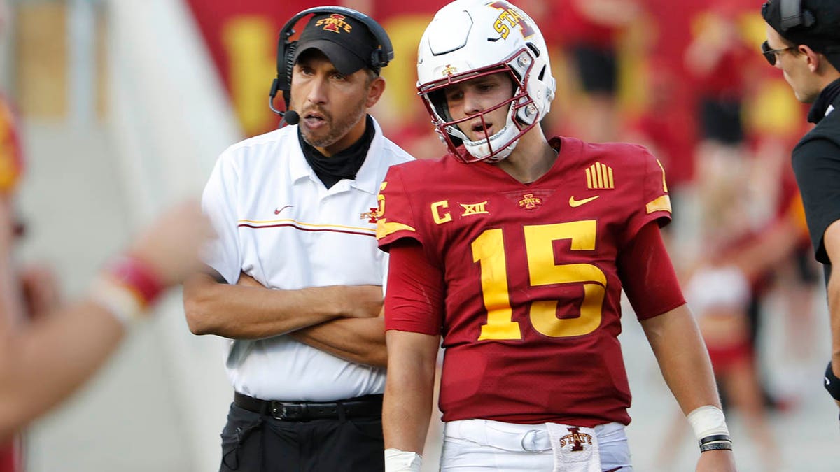 Matt Campbell talks to Brock Purdy