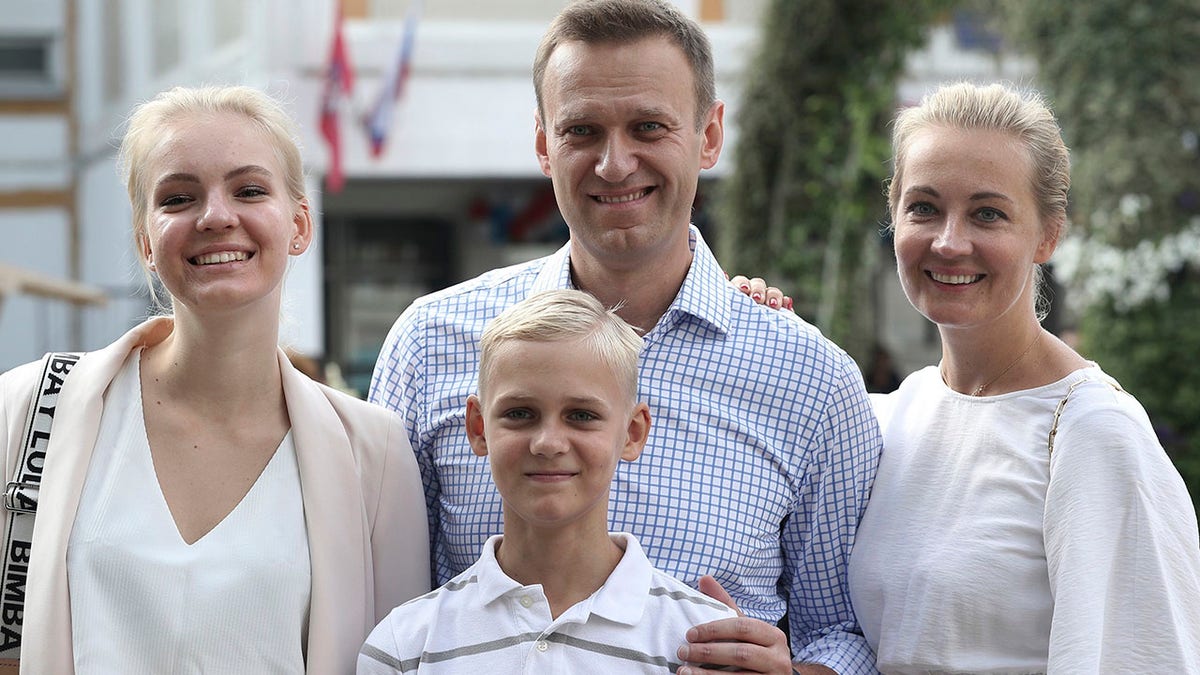 Alexei Navalny with family
