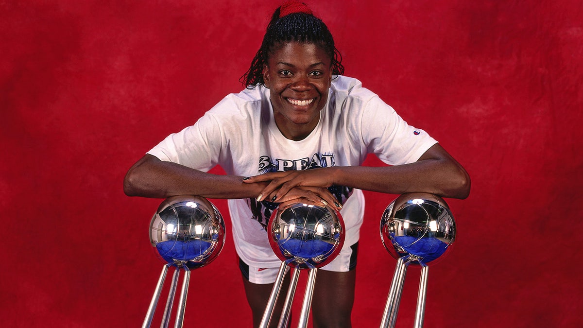 Sheryl Swoopes with Comets
