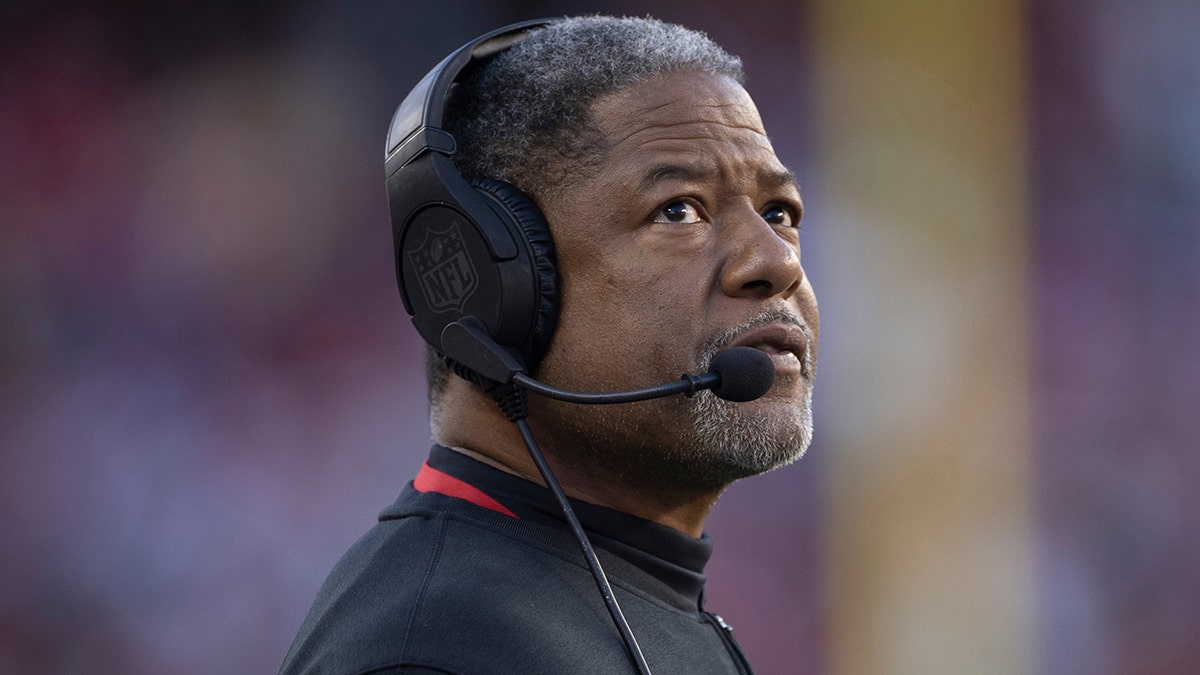 49ers Oust Defensive Coordinator Steve Wilks After Super Bowl Loss To ...