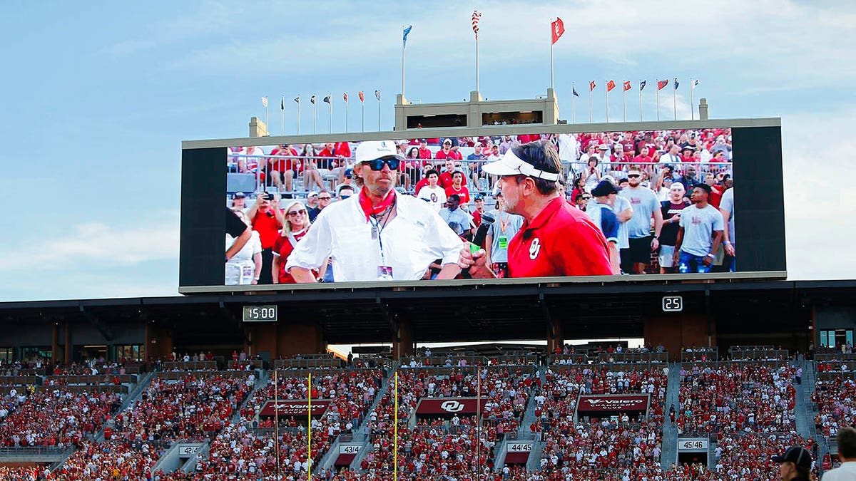 Toby Keith on Jumbotron at Oklahoma football game