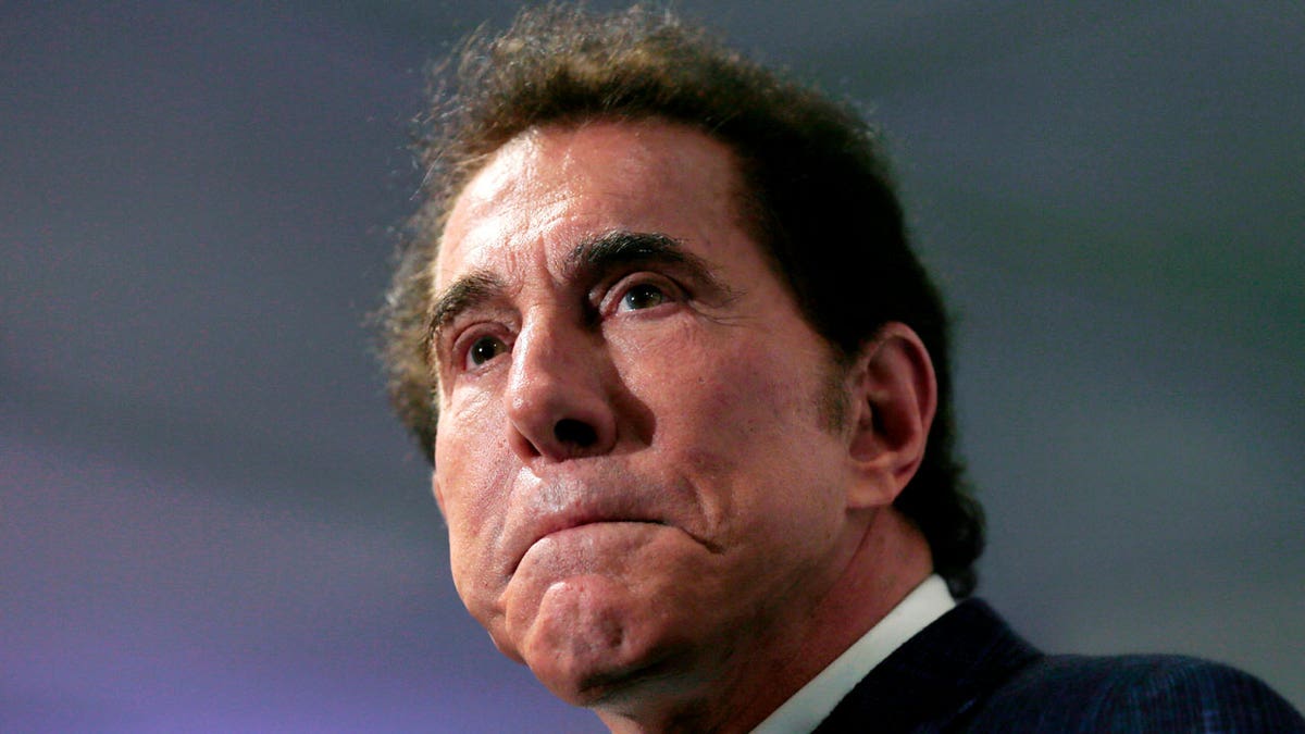 Steve Wynn at a news conference