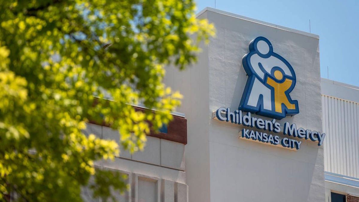 Children's Mercy Hospital Logo on the front of the building