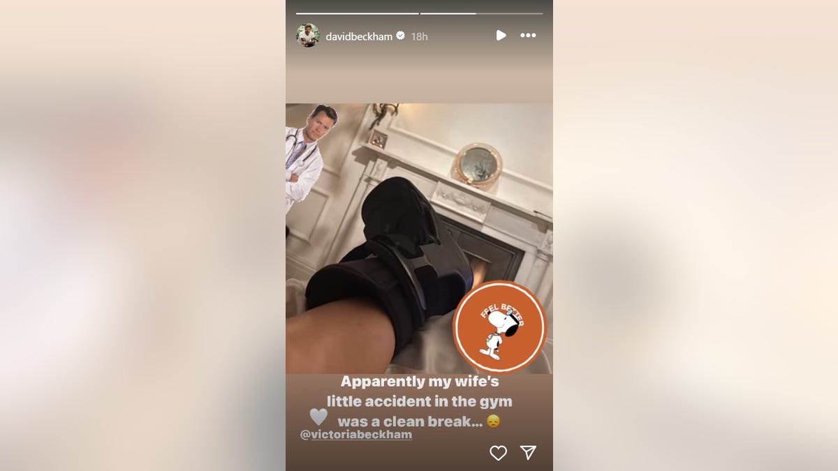 A photo of Victoria Beckham's foot in a medical boot.