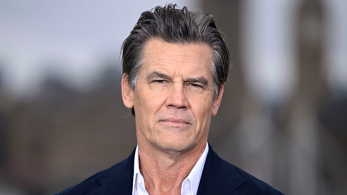 'Dune' Star Josh Brolin Trashes His Old Movie, Says He 'won't Ever Stop ...