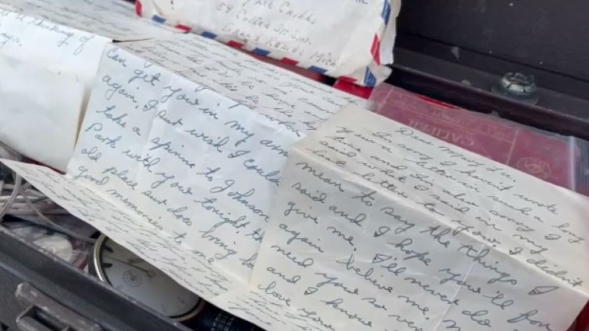 Close-up of 1953 love letter's text