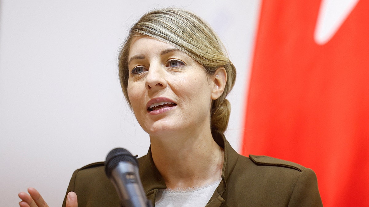 Melanie Joly