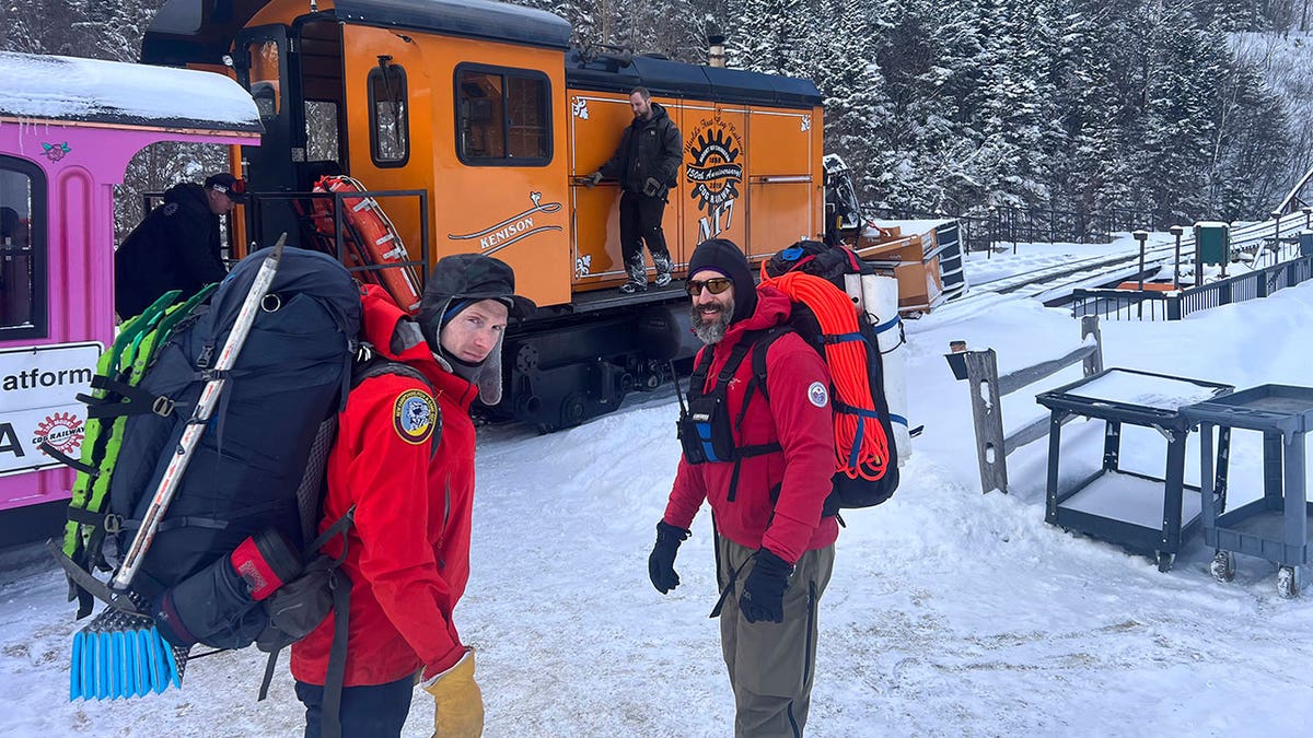 Rescuers who helped Mt Washington hiker