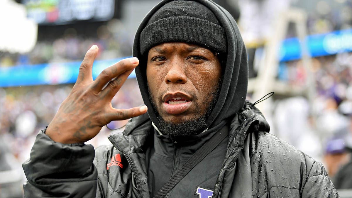 Nate Robinson repping Washington