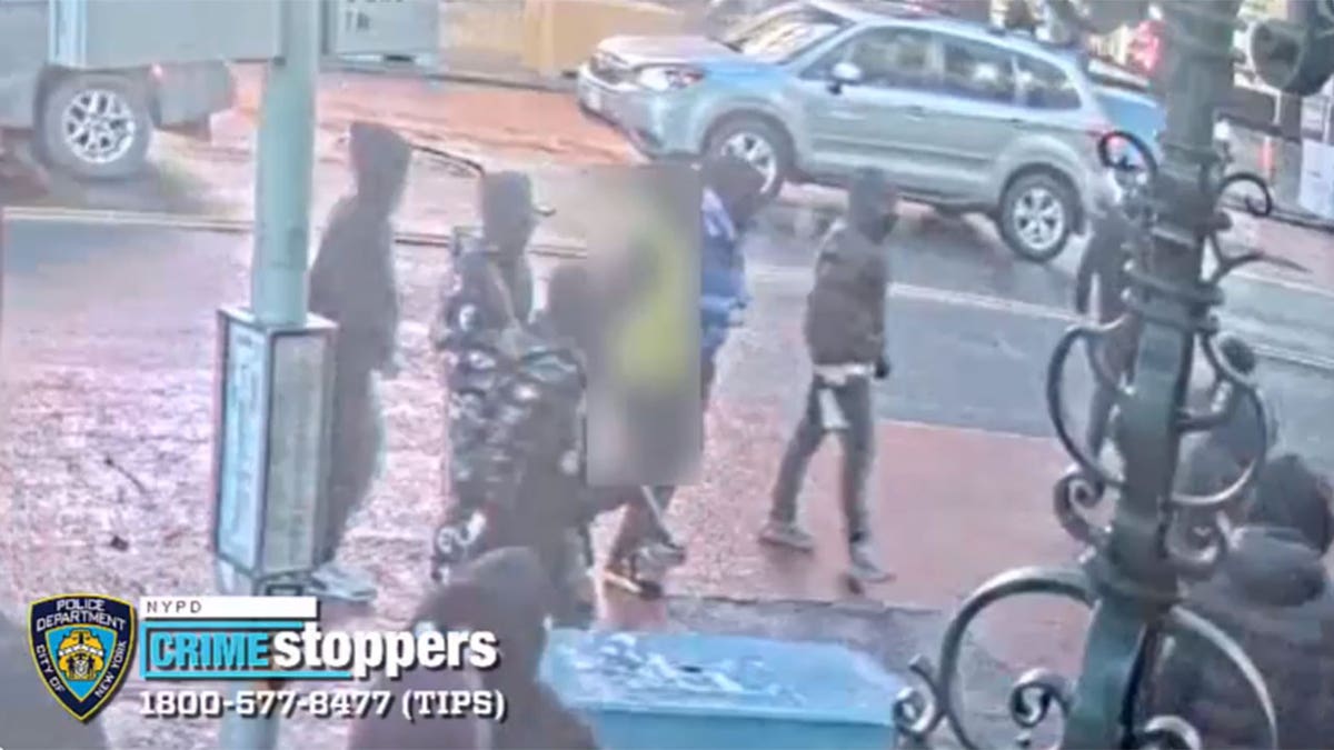 NYPD surveillance video of Times Square attack