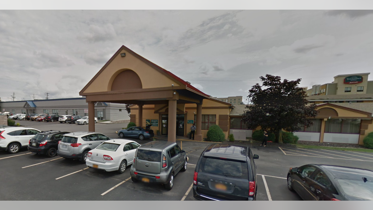 Hotel hosting migrants near Buffalo