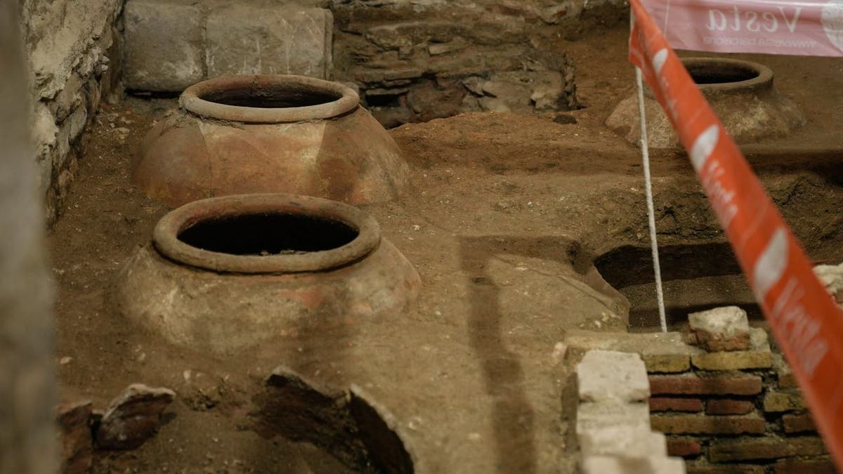 Excavation of 18th century building