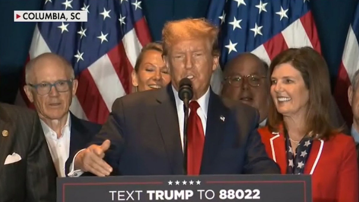 NFL Team Owner Appears On Stage With Trump During South Carolina ...